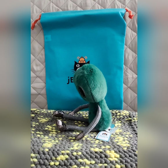Jellycat Zyllan Alien Limited Plush Seoul Edition New With Tags Qty 1 + Bag - Picture 2 of 10